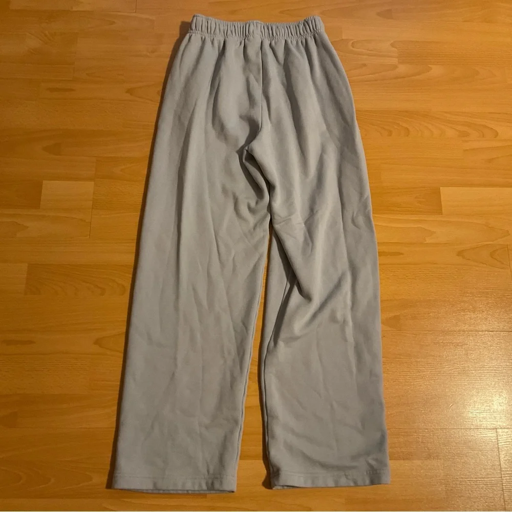 Alo Yoga Accolade Straight Leg Sweatpant Winter Frost XS